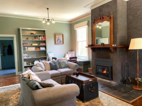 The Reverie, Kyneton